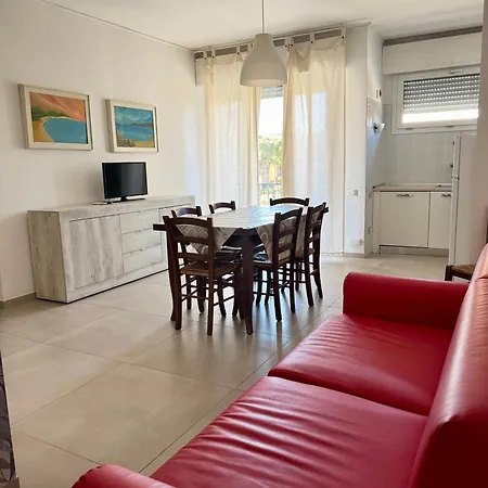 Clara 12 Apartment