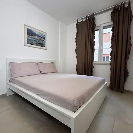 Clara 12 Apartament